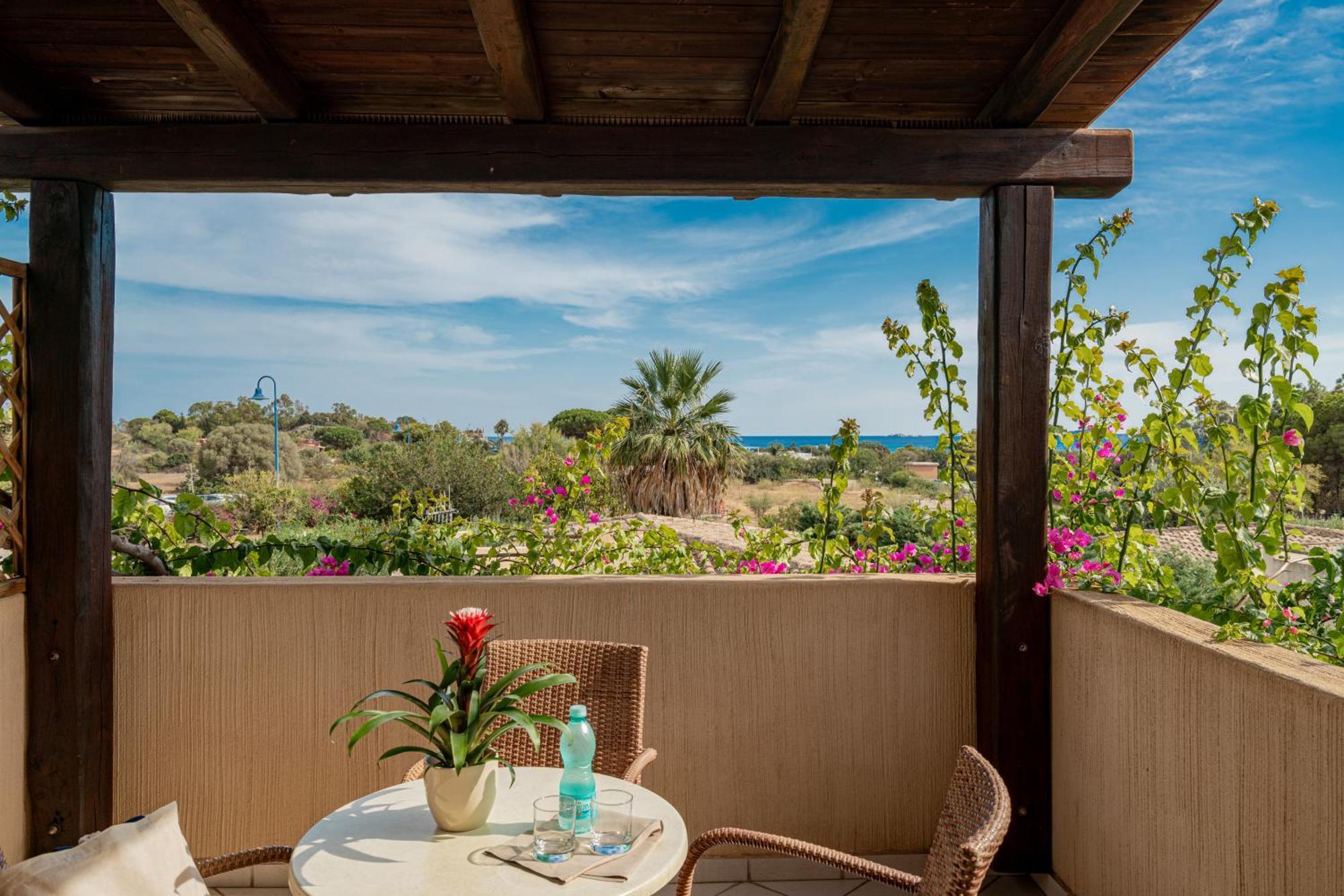 Hotel Mariposas Вилласимиус Экстерьер фото